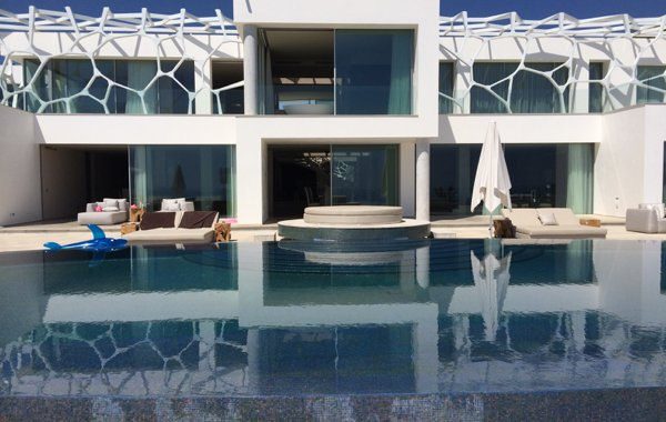 Vivienda unifamiliar con piscina